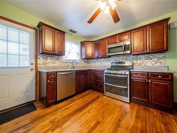 Photo - 2168 Richland Ave