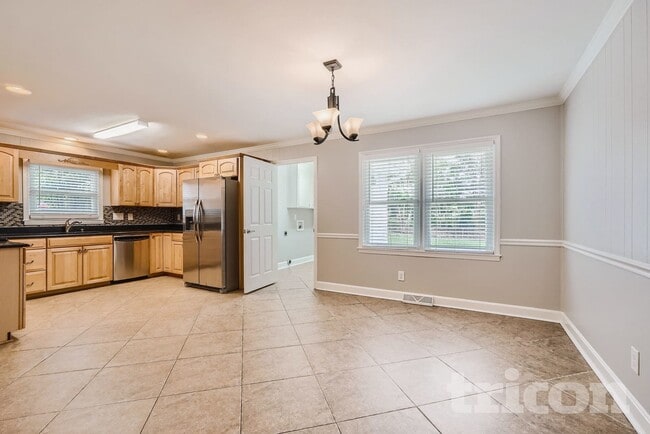 Photo - 7133 Starvalley Dr