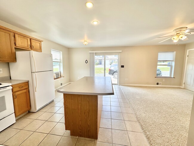 Photo - 1001 Bloom Rd Unit 103