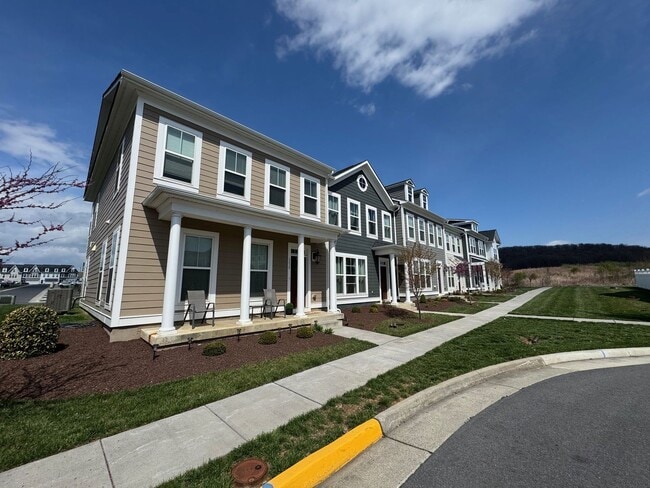 Photo - Preston Lake Townhouse