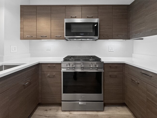 Photo - 304 N Canal St Unit 2106