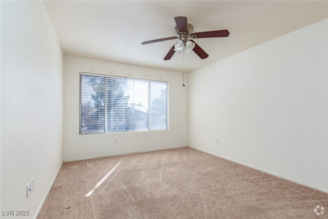 Building Photo - 3070 Tarpon Unit 204 Rental
