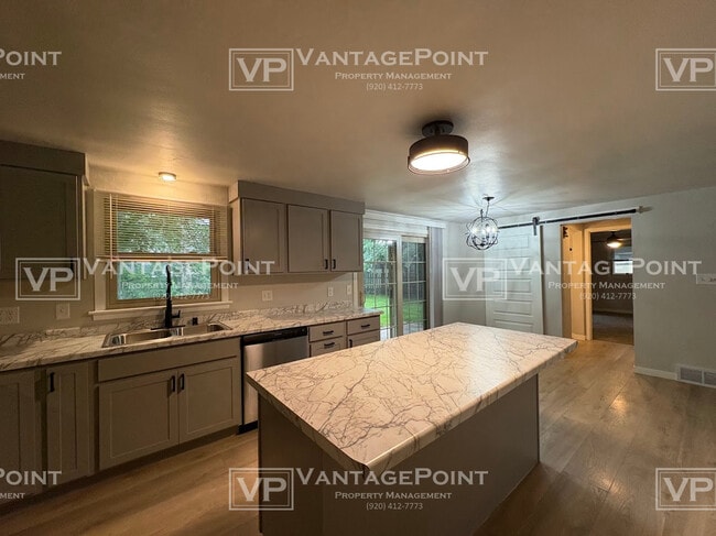 Photo - 1643 Birchwood Dr