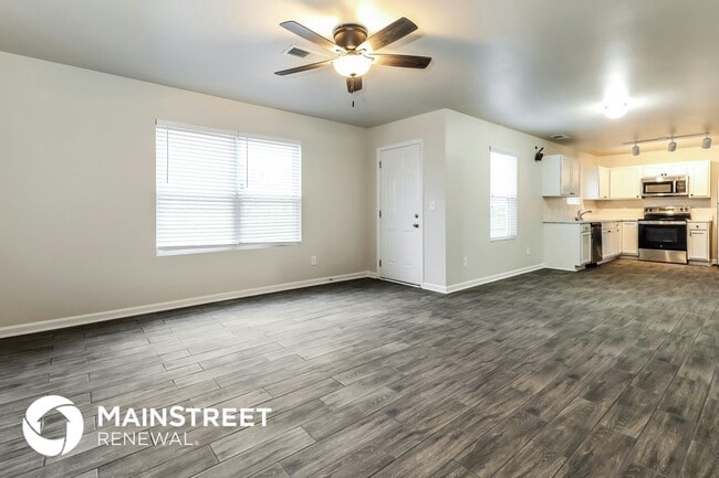 Photo - 7163 Tanger Blvd