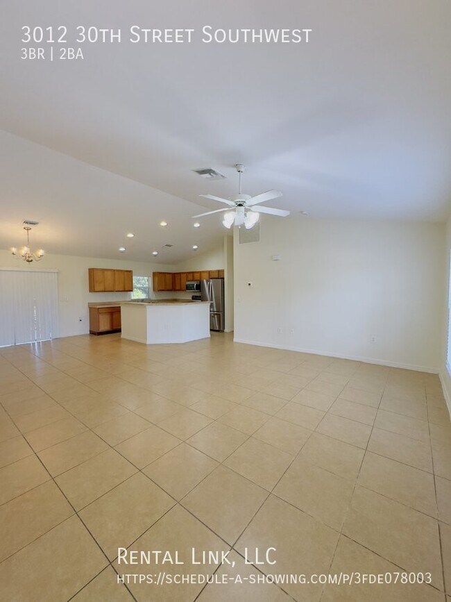 Photo - 3012 30th St SW