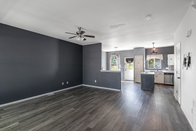 Photo - 7740 Sandy Springs Point