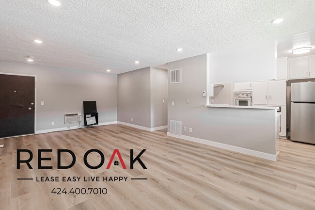 Building Photo - 15405 Vanowen St Unit 10