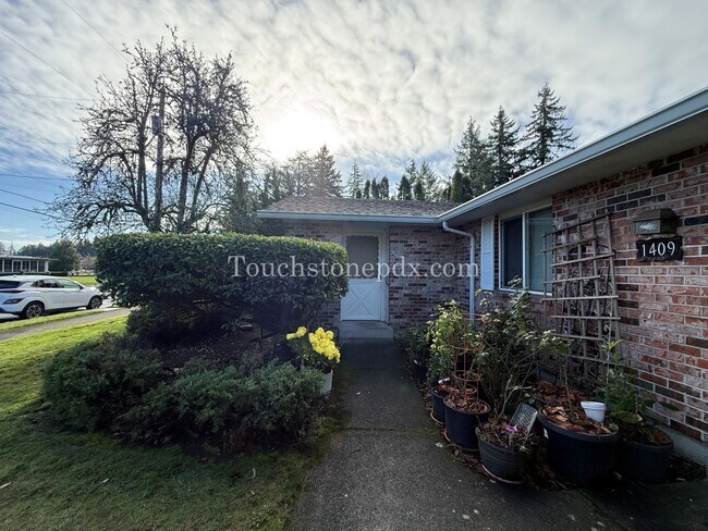 Photo - 1411 SE 130th Ave