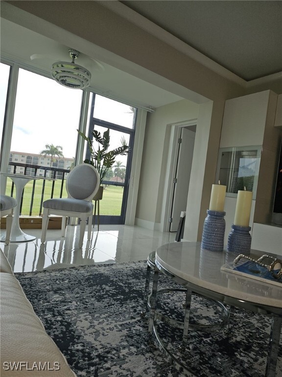 Photo - 9 High Point Cir N Unidad 101 Rental
