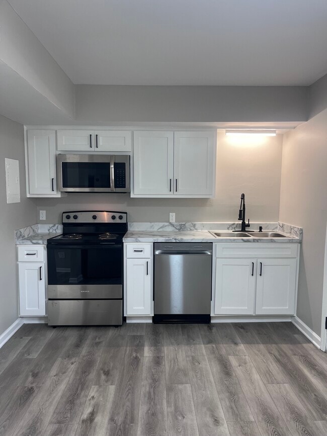 Photo - Fisher St. Apartments
