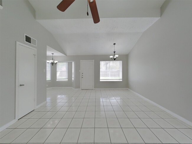 Photo - 19910 Faye Oaks Dr