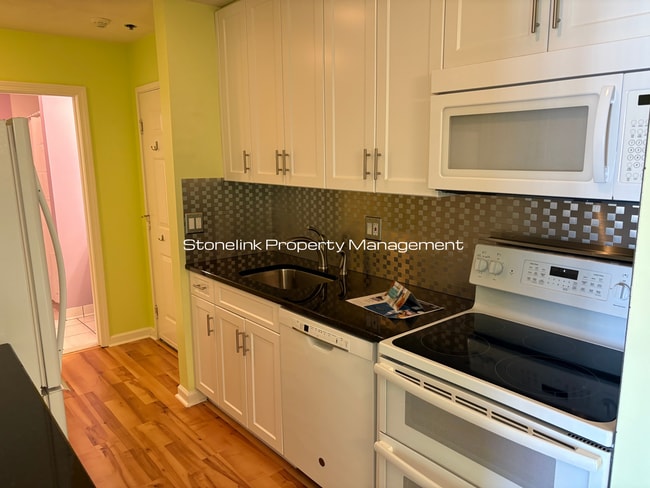 Photo - Newly Renovated Condo For Rent in North At...