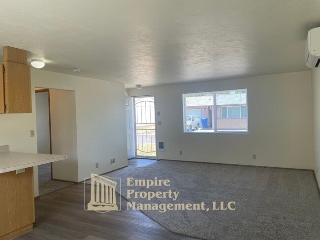 Photo - 1920 Taft St