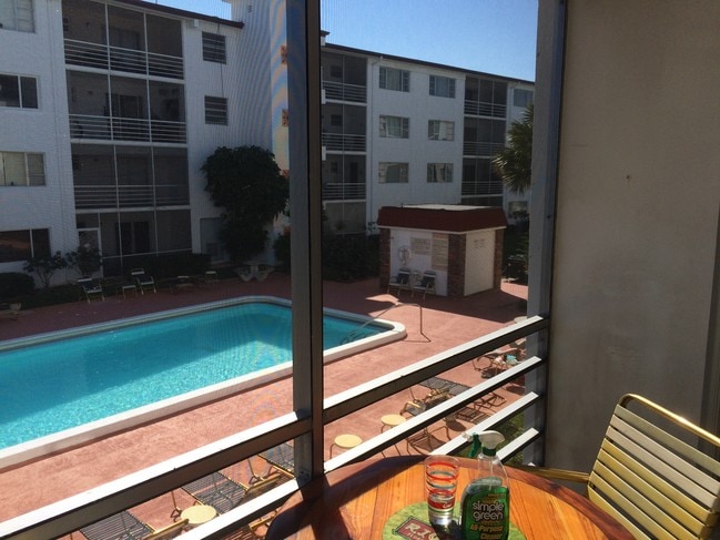 Photo - 4500 N Flagler Dr Unit B-8