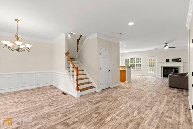 Photo - 119 Wetherbrooke Ln SE