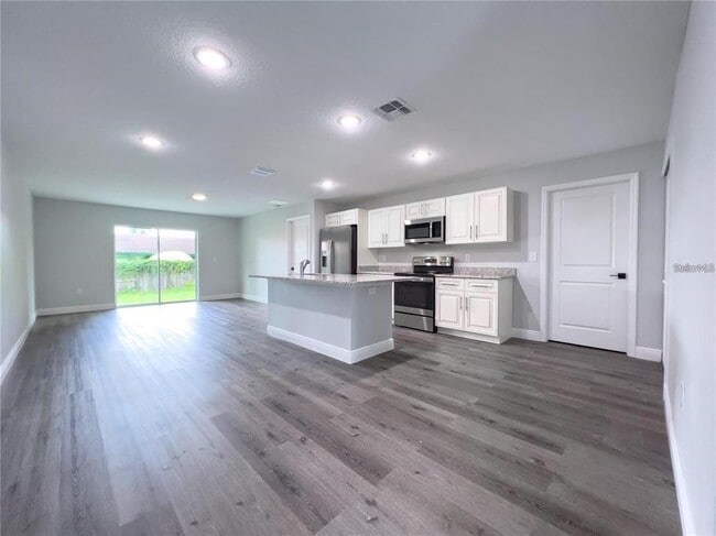 Photo - 17207 Waldrun Ave