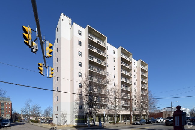 Building Photo - Hancock Court Apartments (Subsidized Elderly)