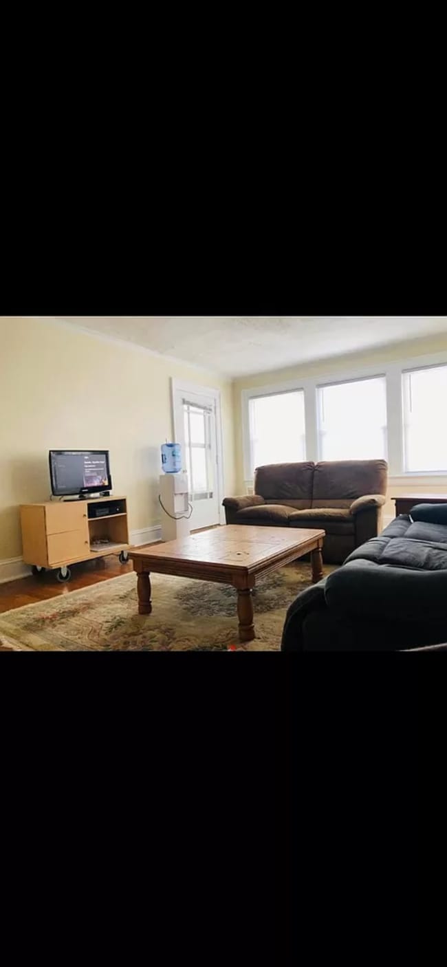 Photo - 1725 Vine St Unit 1725 Vine St.