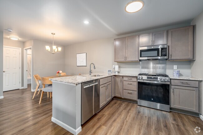 2BR, 2BA - 1,100SF - Kitchen