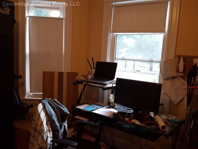 Photo - 179 College Ave