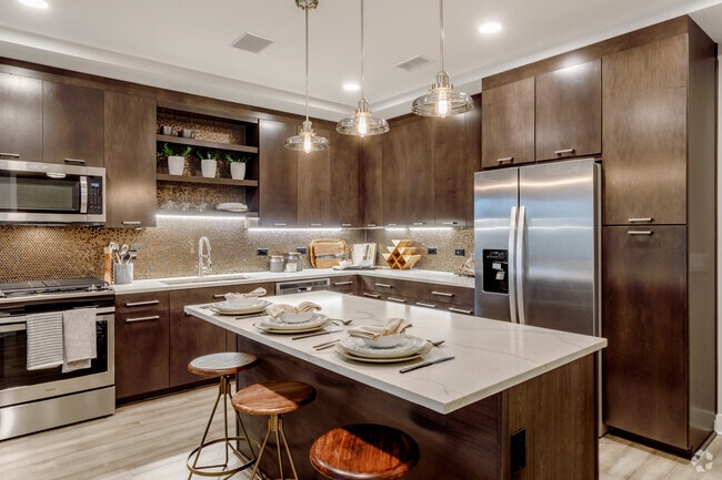 2BR, 2BA - 1,625SF
