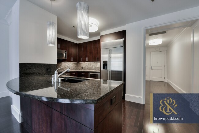 Photo - 690 Market St Unidad 502