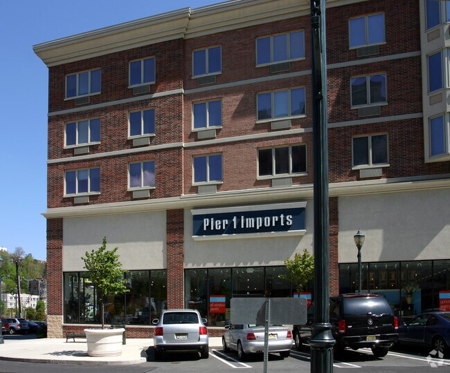 Photo - The Peninsula at City Place