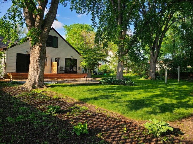 Photo - 5633 Saint Croix Ave N