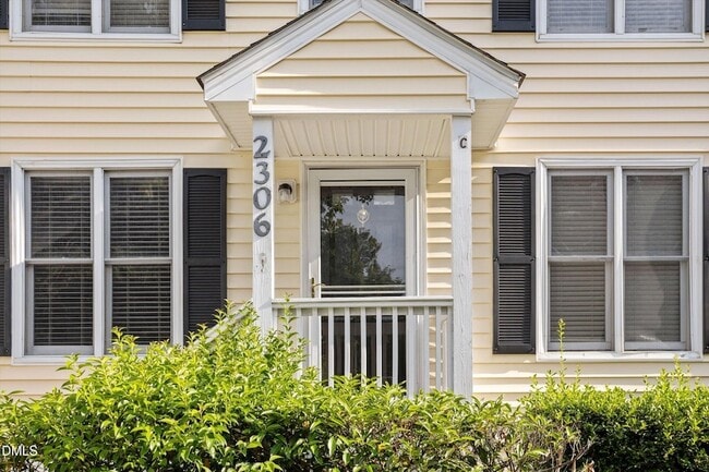 Photo - 2306 Stafford Ave