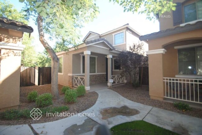 Building Photo - 3878 E Santa Fe Ln Rental