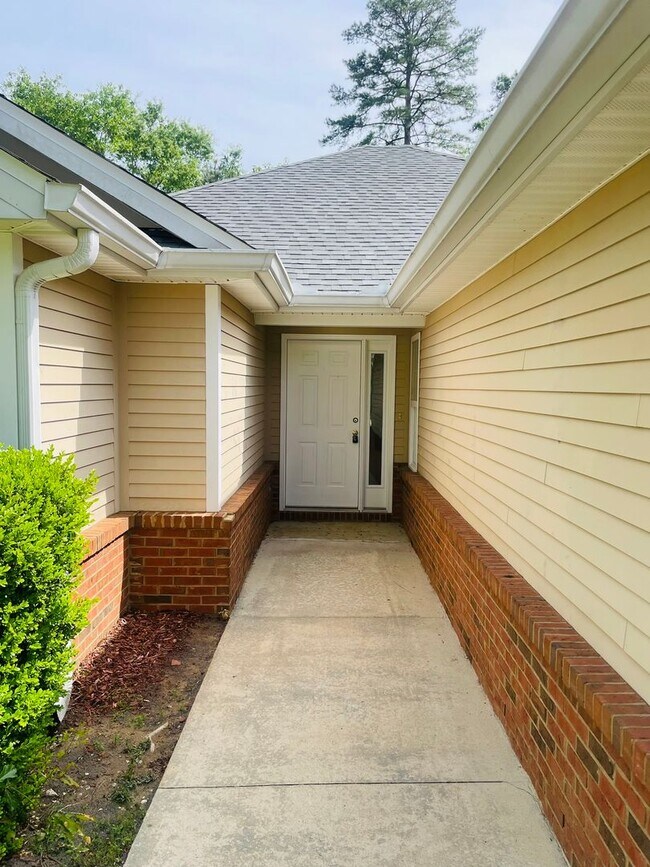 GLEN AT GOLDEN EAGLE Rental House Rental in Tallahassee, FL