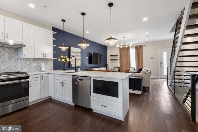 Photo - 2707 W Stiles St