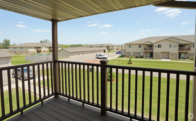 Building Photo - Willow Estates Rental