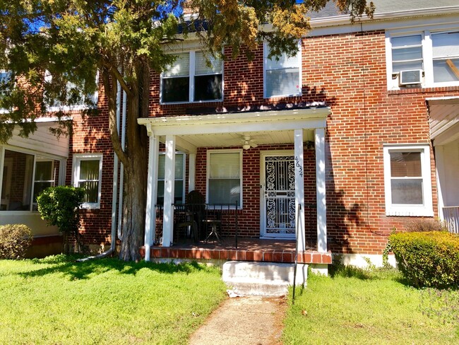 Updated 3 Bedroom Townhome - Edmondson/Hun... - Updated 3 Bedroom Townhome - Edmondson/Hun...
