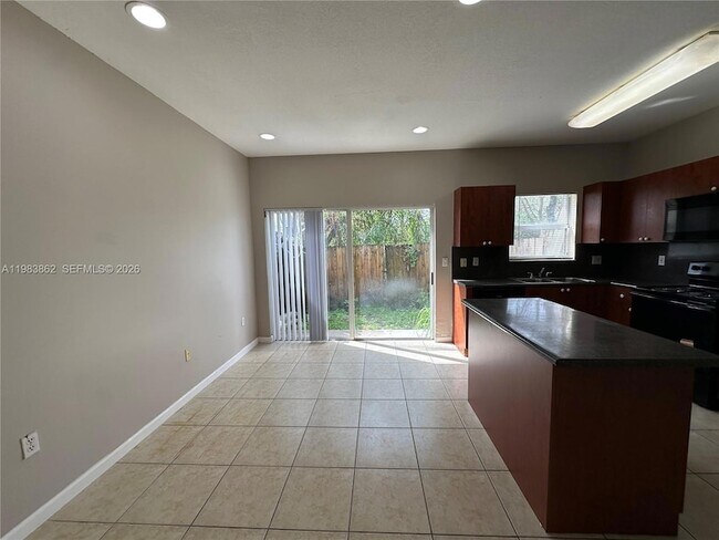 Photo - 1536 SE 31st Ct