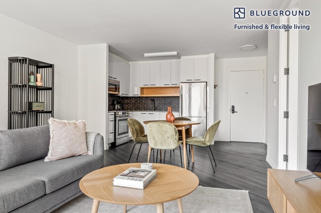 Photo - 250 E Houston St Unit FL4-ID889