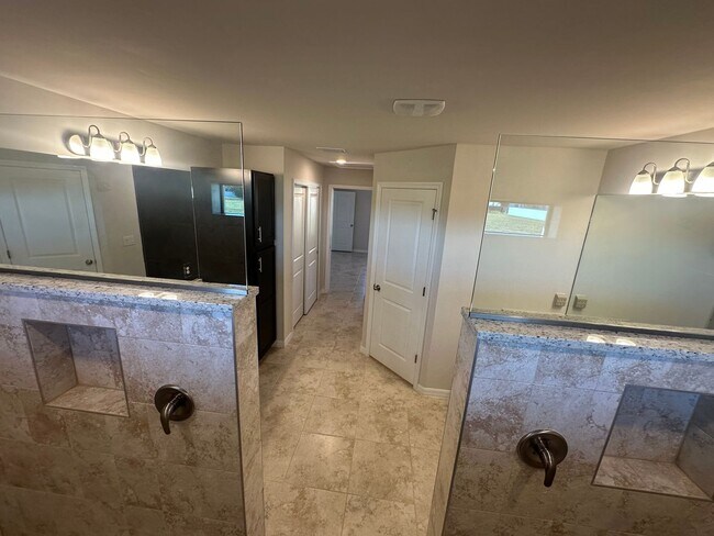 Photo - 4 Bedroom 2 Bathroom 3 Car Garage- NW Cape...