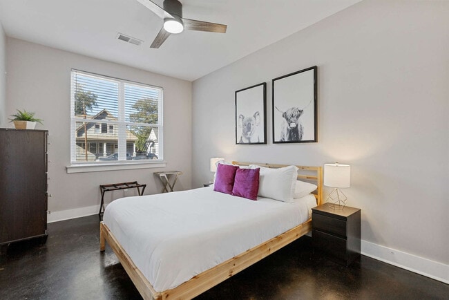 Photo - 912 New York St Unit SI ID1608473P
