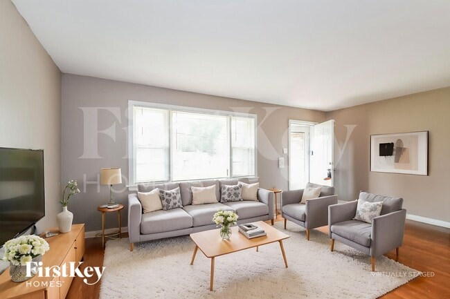 Photo - 1129 Jennings Station Rd