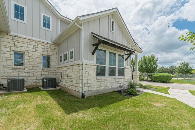 Photo - 105 Harborside Dr Unit 101
