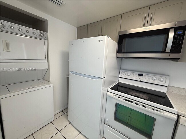 Photo - 2454 NW 52nd Ave