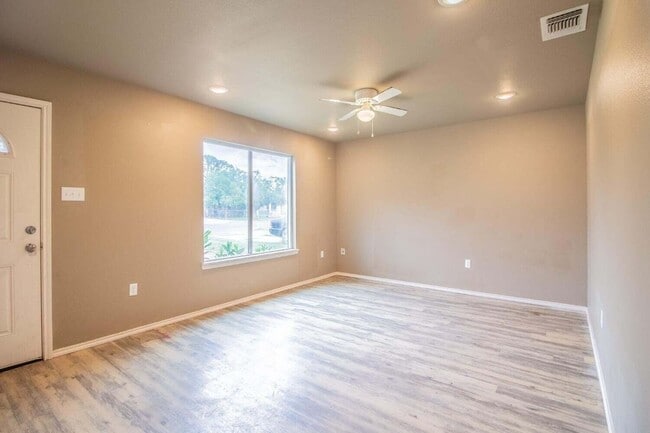 Photo - 1808 E Auburn St