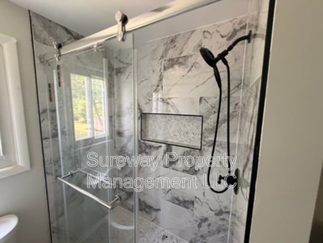 Photo - 991 Sherbrook Cir