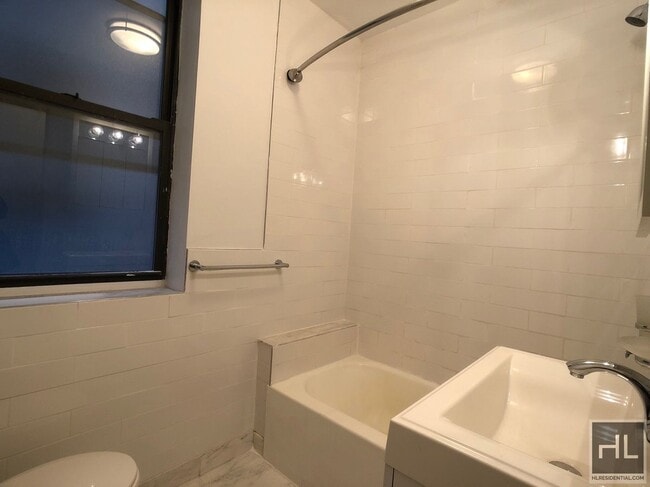 Photo - EAST 88 STREET Unit 2E