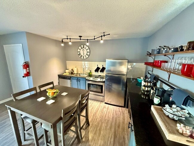 Photo - Higdon Ferry Apartments