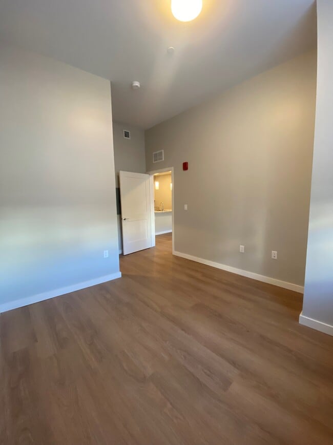 Photo - Moran Square