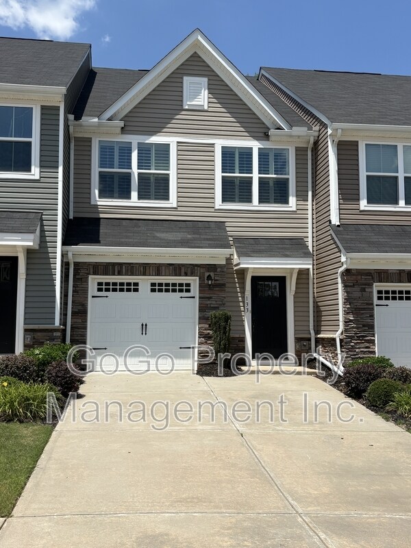Photo - 133 Marthawood Ln