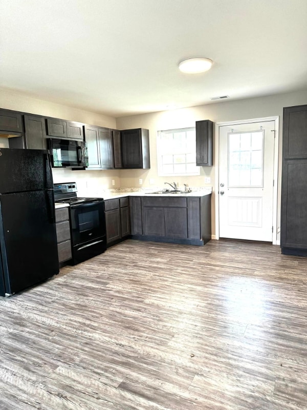 Photo - 506 N Missouri St