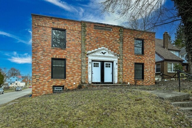 Building Photo - 108 Western Ave Unit 1