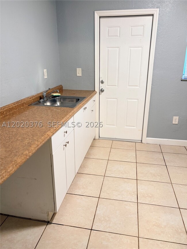 Photo - 1329 NW 6th Ave Unit A